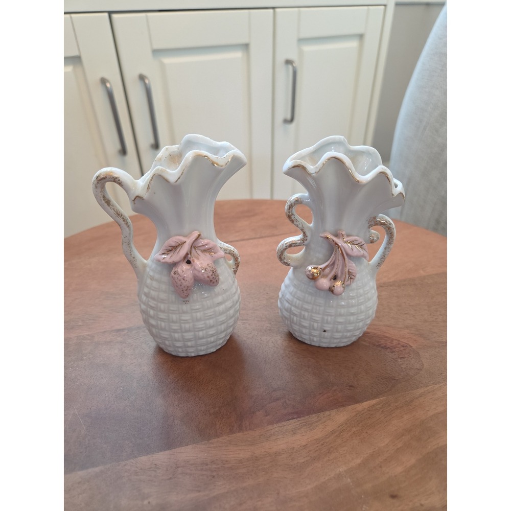 Ucagco Japanese‎ miniture vase set